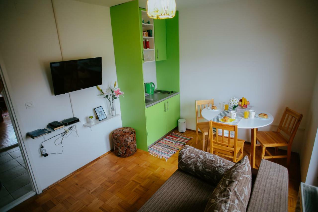 Petros Apartmani 武科瓦尔 外观 照片