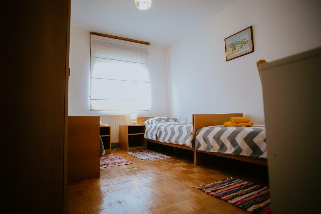 Petros Apartmani 武科瓦尔 外观 照片