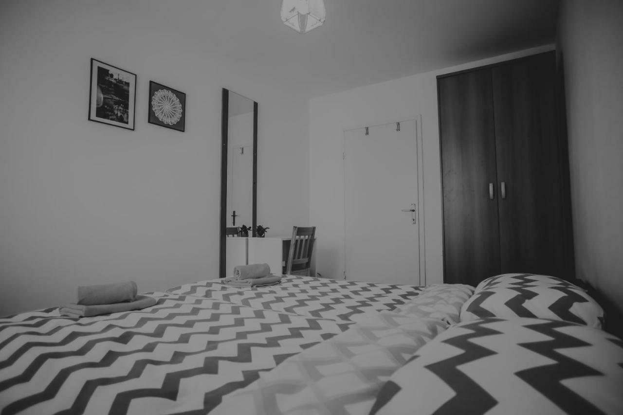 Petros Apartmani 武科瓦尔 外观 照片